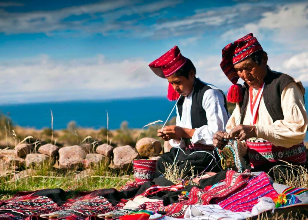 LAGO TITICACA 1 DÍA (UROS Y TAQUILE) - (9)