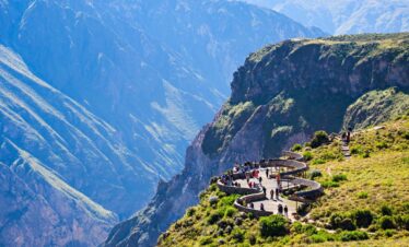 TOUR AL CAÑÓN DEL COLCA