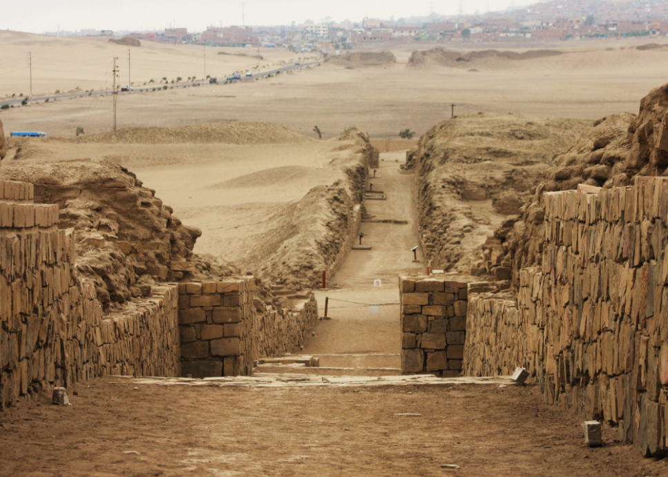 TOUR ARQUEOLÓGICO PACHACAMAC Y BARRANCO - (4)
