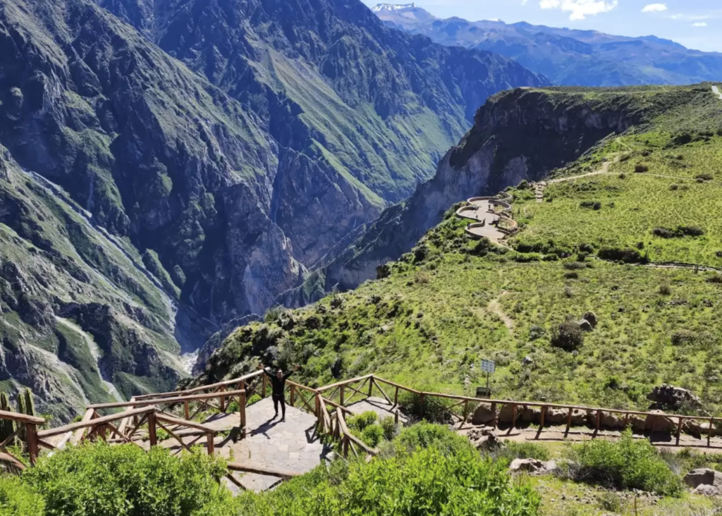 TOUR DE CAÑON DE COLCA - 2D y 1N - (1)